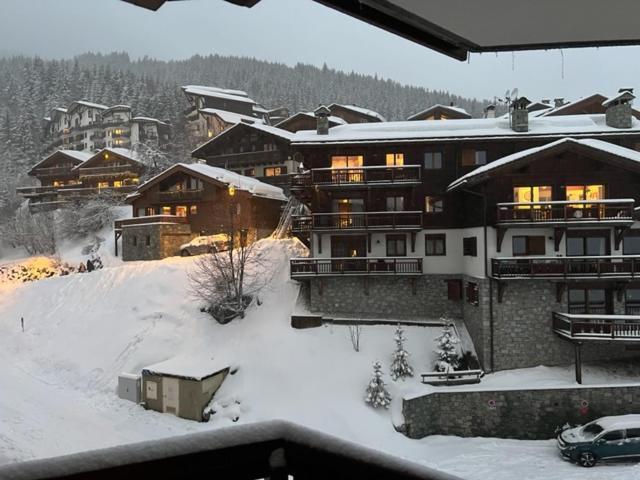 Appartement La Tania 2 Pieces Garage Dans Chalet Pied Pistes Buitenkant foto